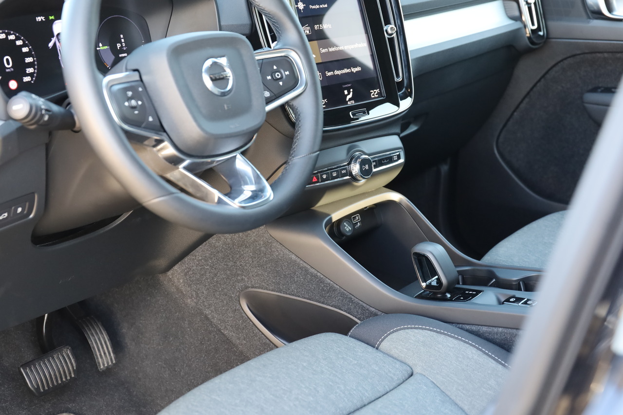 XC40 T4 Hibrido Plug-in Core Bright