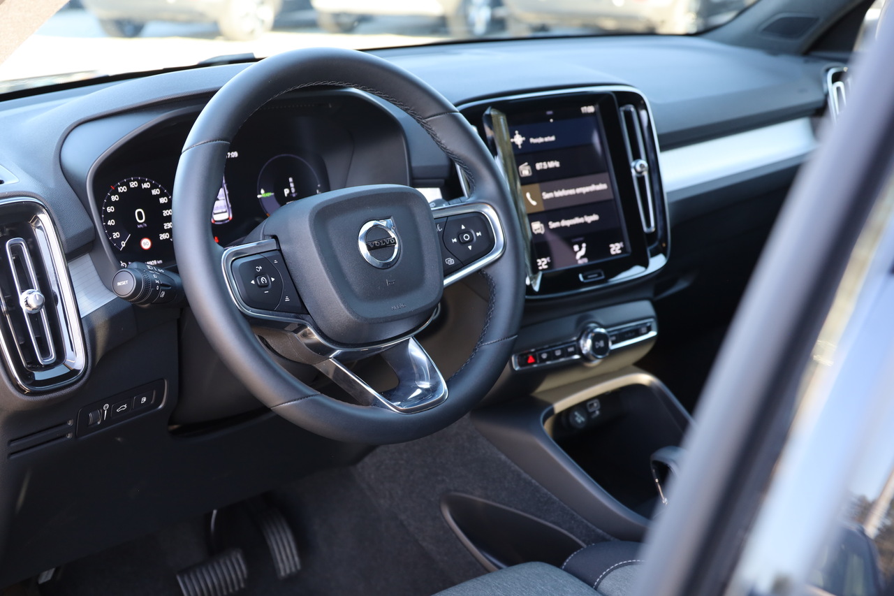 XC40 T4 Hibrido Plug-in Core Bright