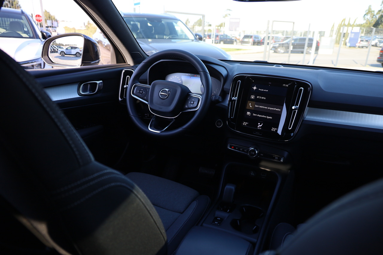 XC40 T4 Hibrido Plug-in Core Bright