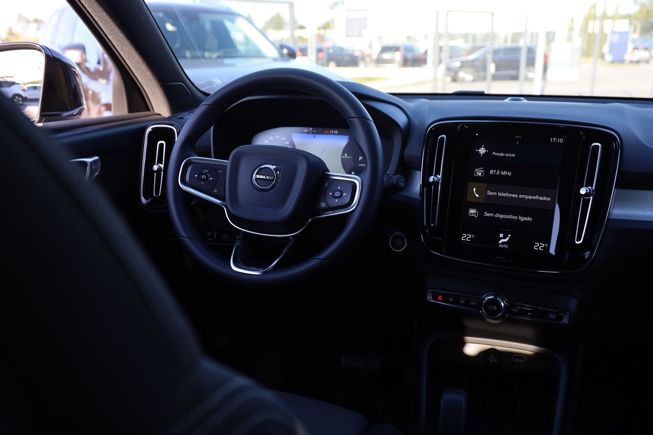 XC40 T4 Hibrido Plug-in Core Bright