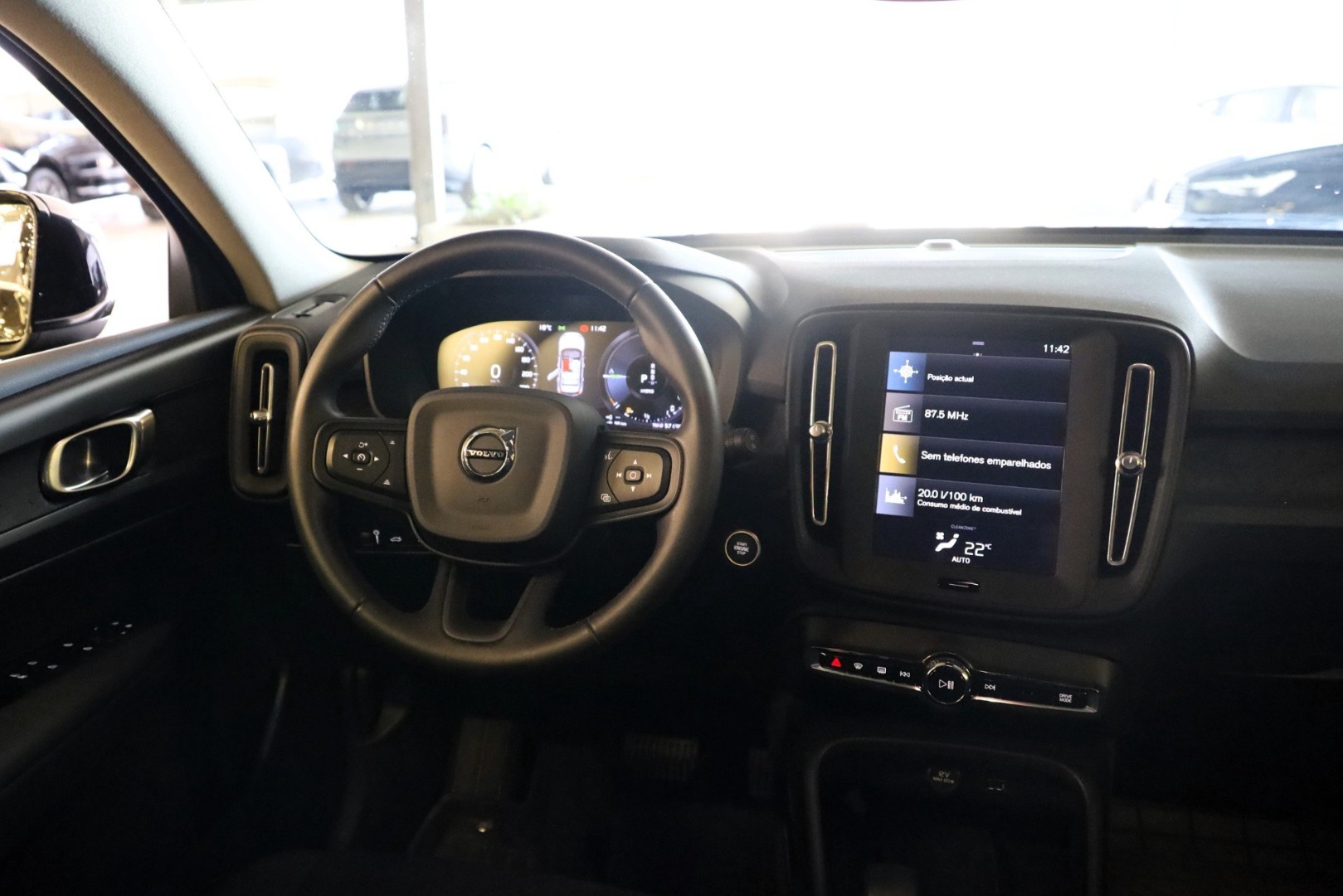 XC40 T4 Hibrido Plug-in Essential Bright