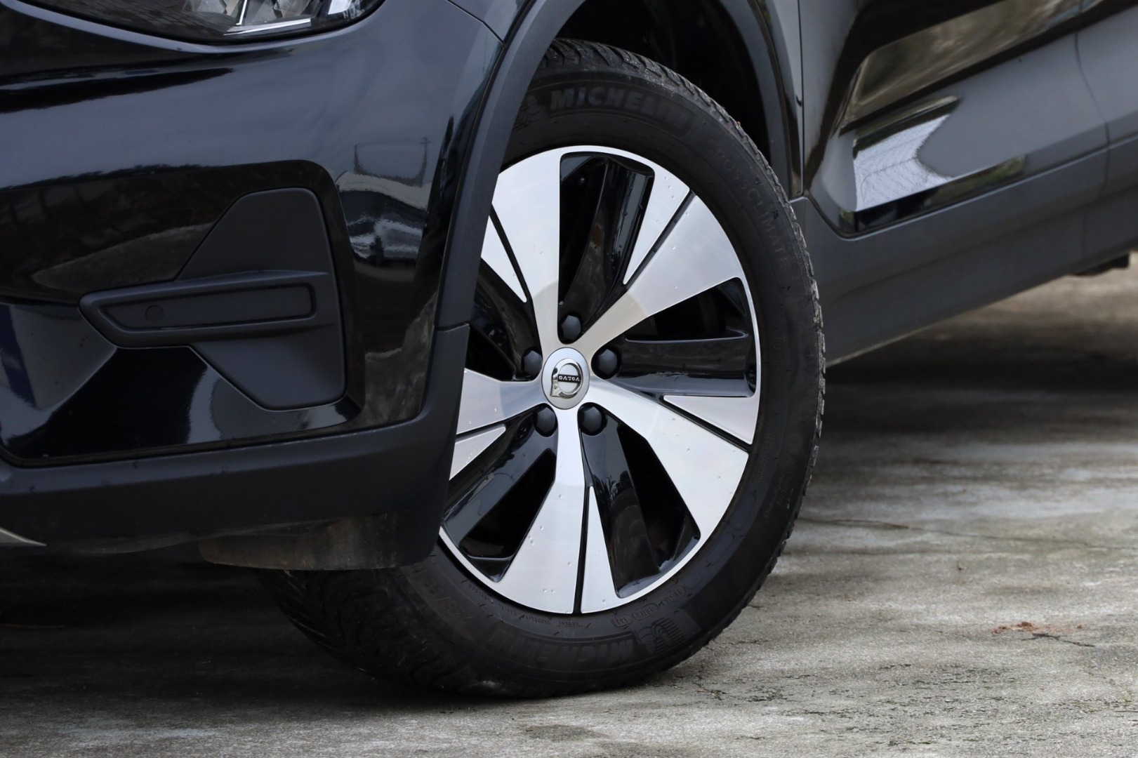 XC40 T4 Hibrido Plug-in Essential Bright