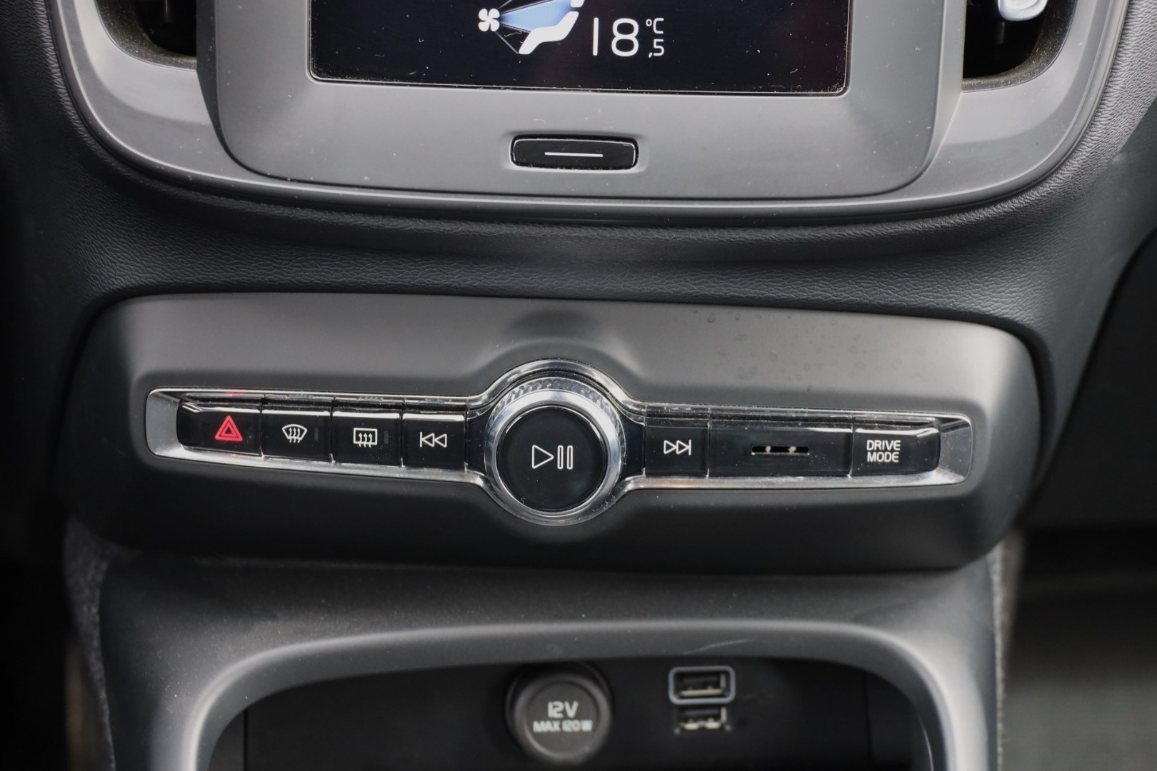 XC40 T4 Hibrido Plug-in Essential Bright