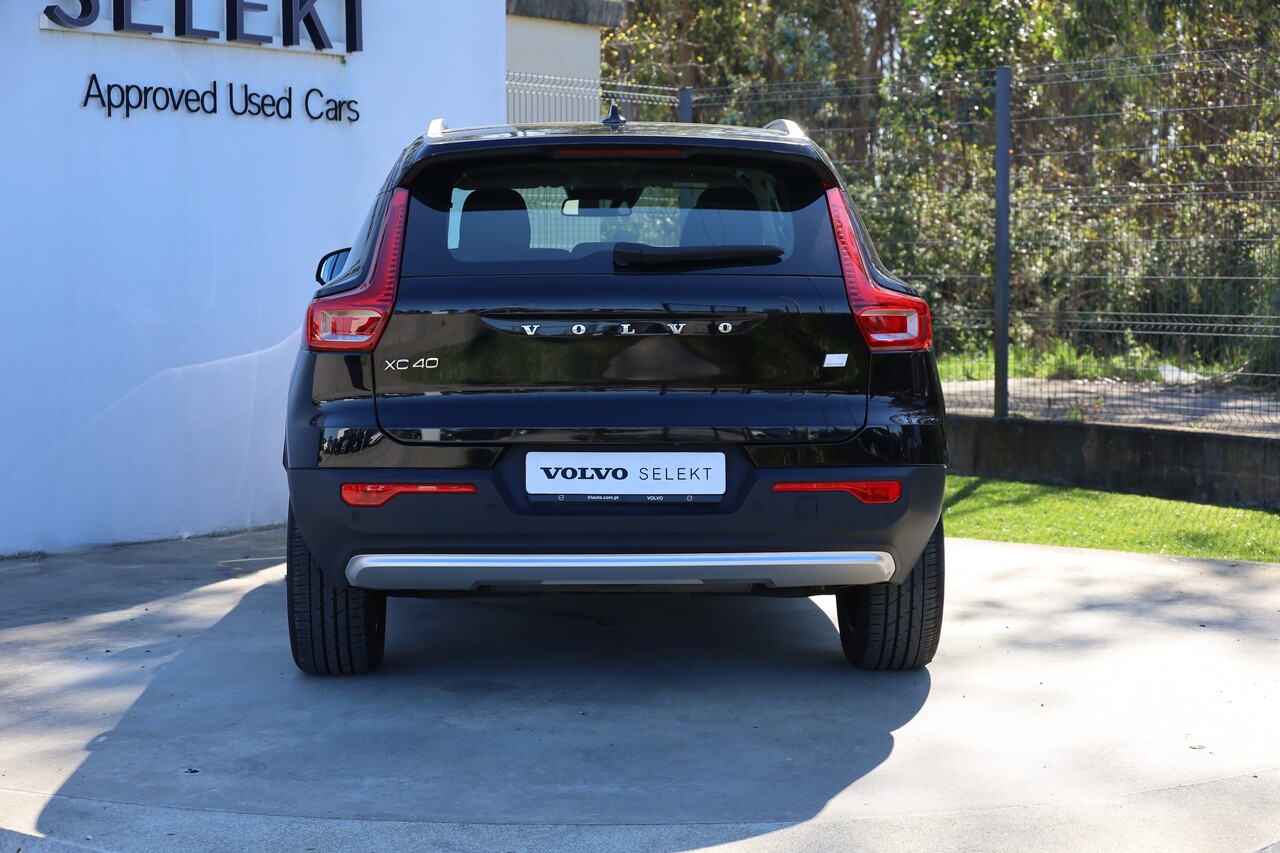 XC40 T4 Hibrido Plug-in Essential Bright