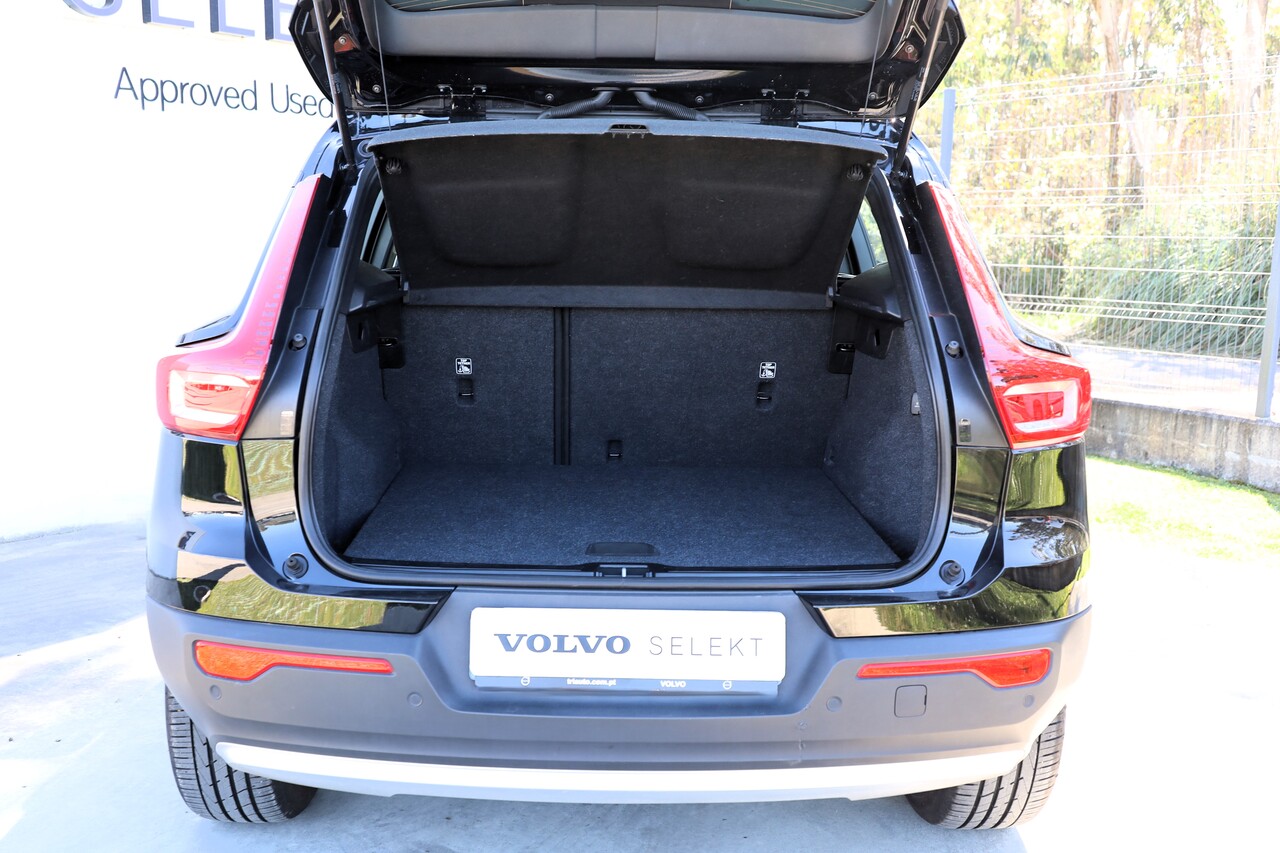 XC40 T4 Hibrido Plug-in Essential Bright
