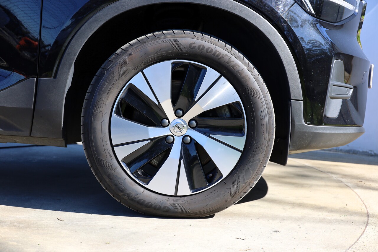 XC40 T4 Hibrido Plug-in Essential Bright