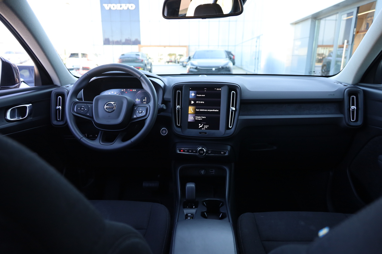 XC40 T4 Hibrido Plug-in Essential Bright
