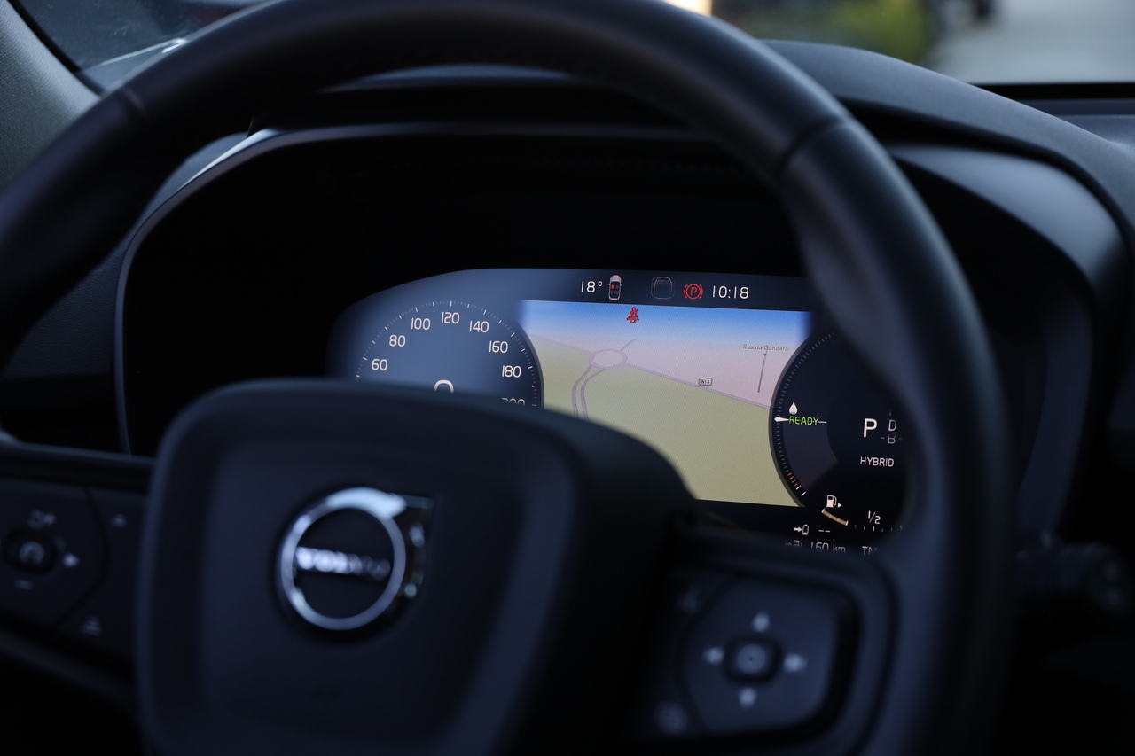 XC40 T4 Hibrido Plug-in Essential Bright