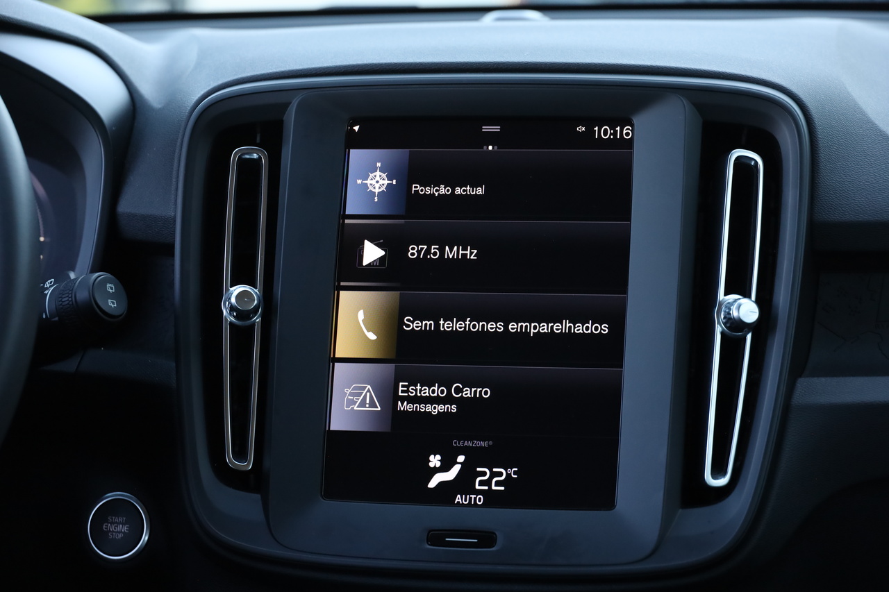 XC40 T4 Hibrido Plug-in Essential Bright