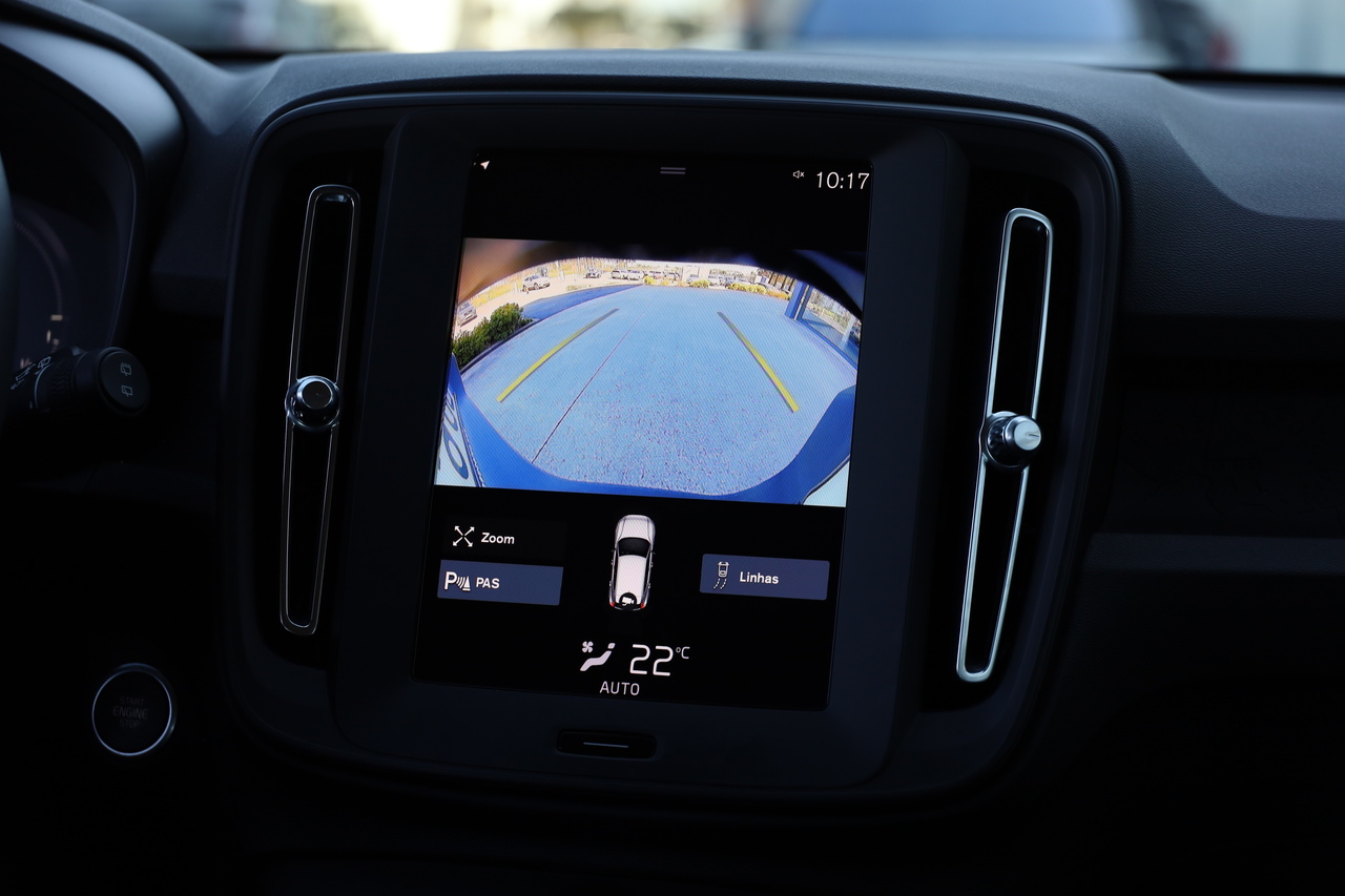 XC40 T4 Hibrido Plug-in Essential Bright