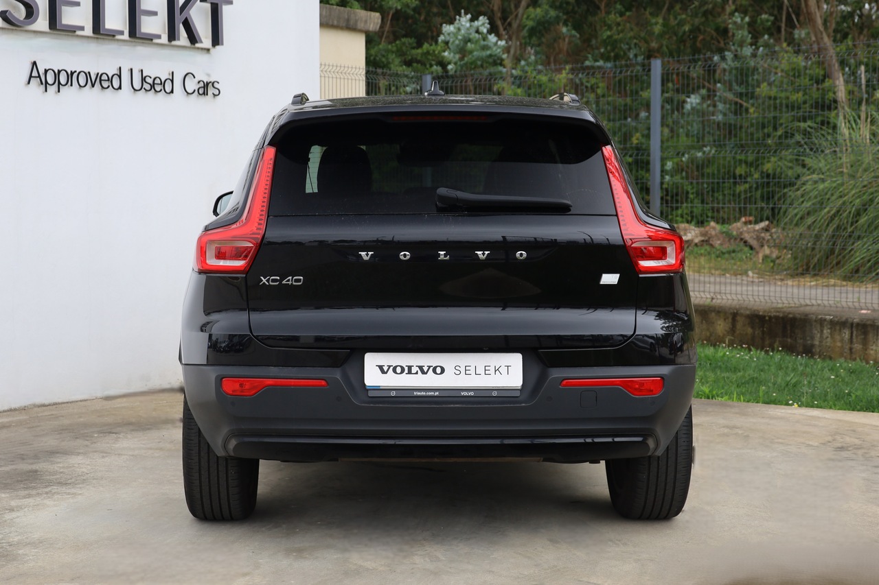XC40 T5 Hibrido Plug-in R-Design 