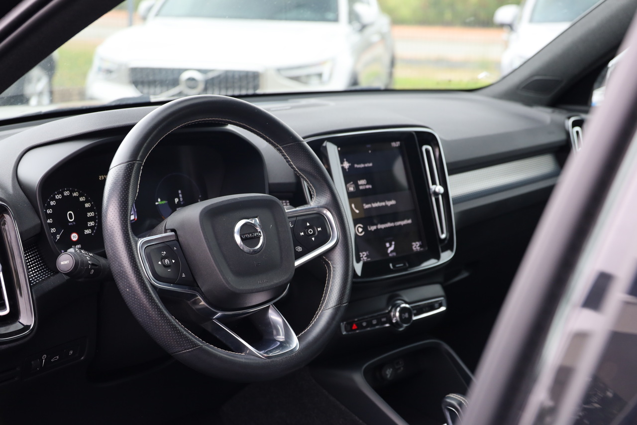 XC40 T5 Hibrido Plug-in R-Design 