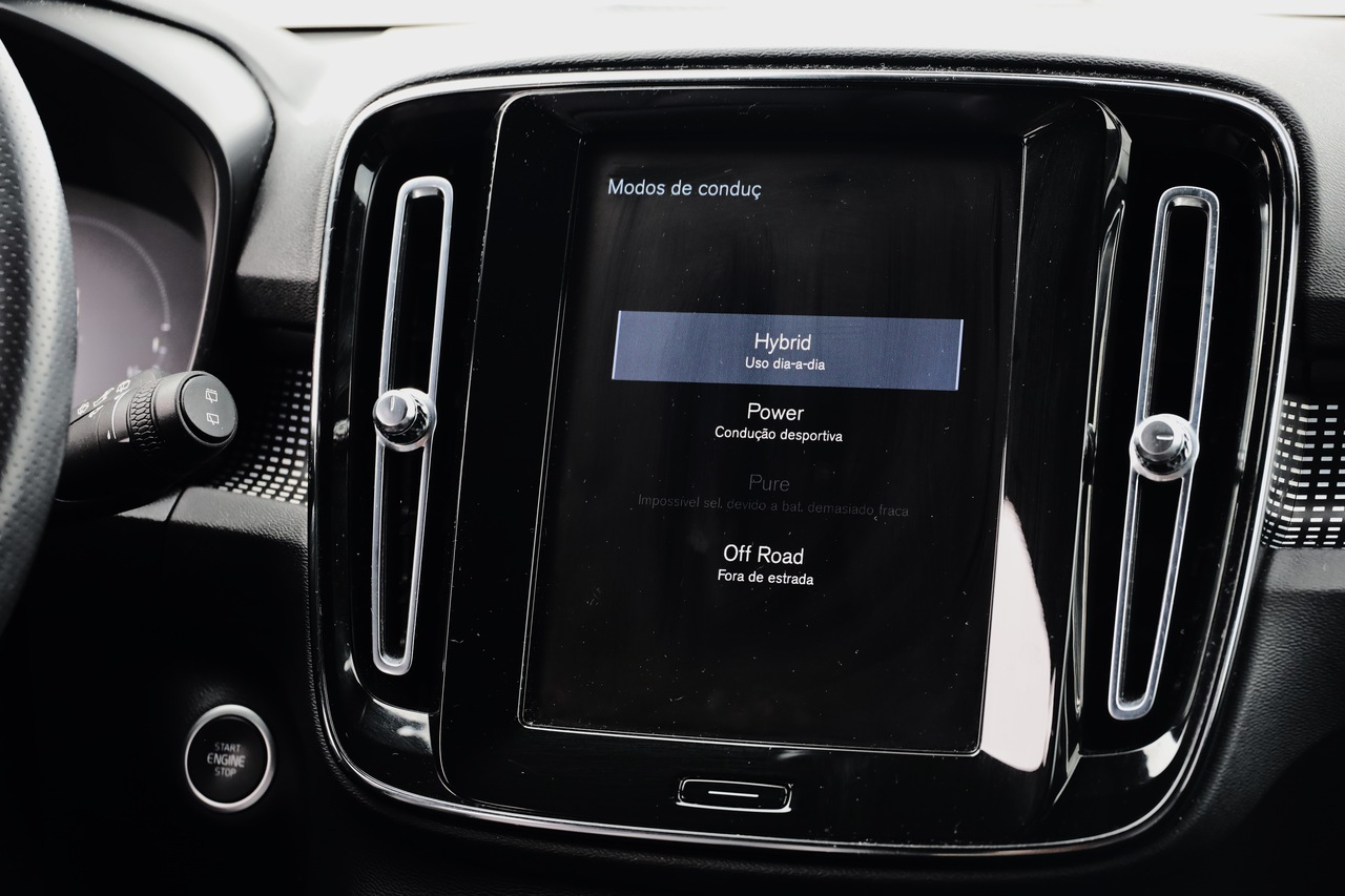 XC40 T5 Hibrido Plug-in R-Design 