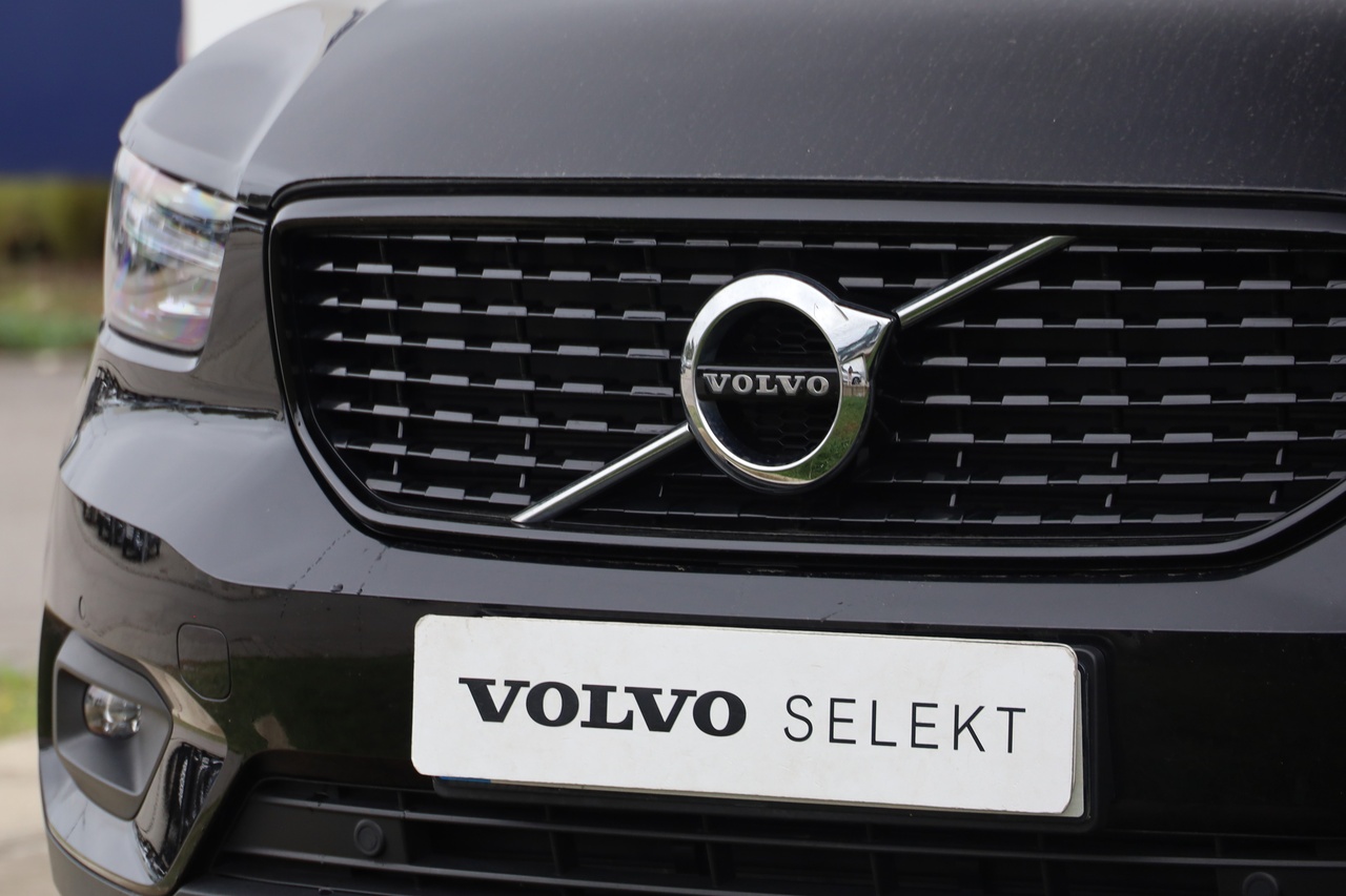 XC40 T5 Hibrido Plug-in R-Design 