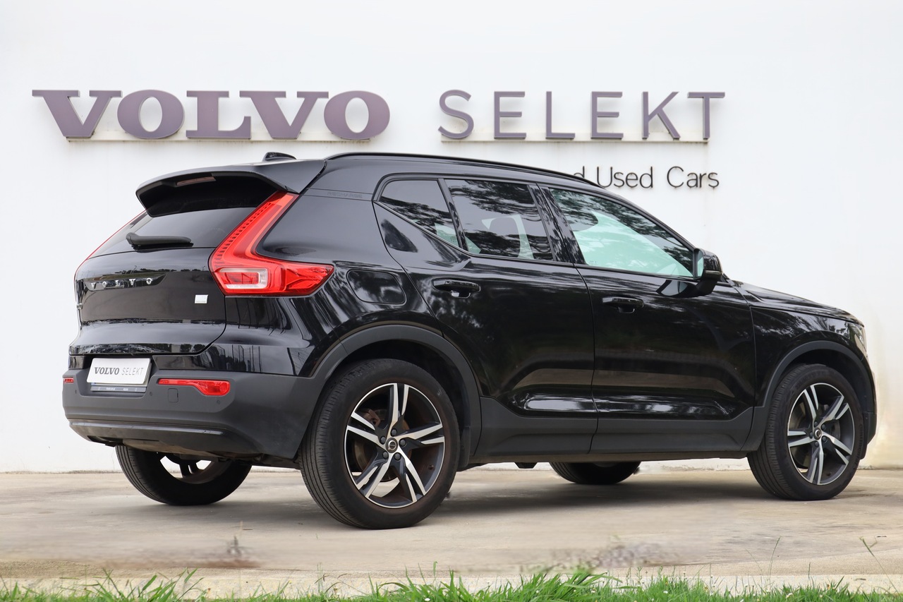 XC40 T5 Hibrido Plug-in R-Design 