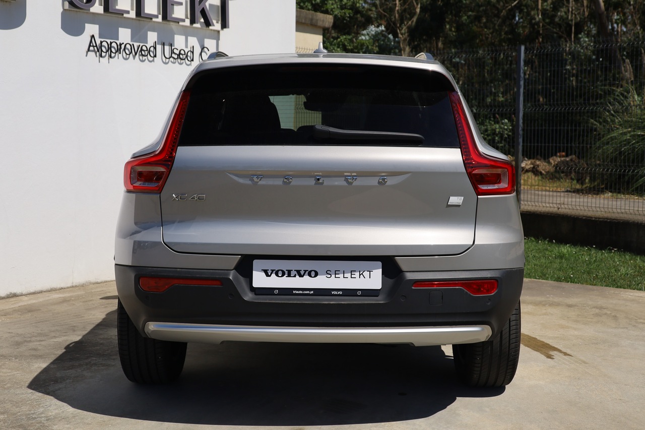 XC40 T5 Hibrido Plug-in R-Design Expression