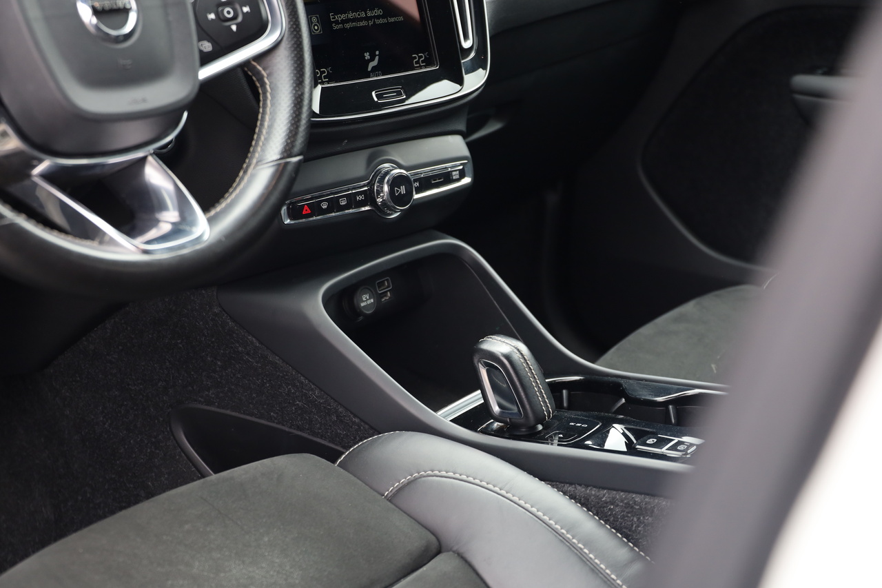 XC40 T5 Hibrido Plug-in R-Design