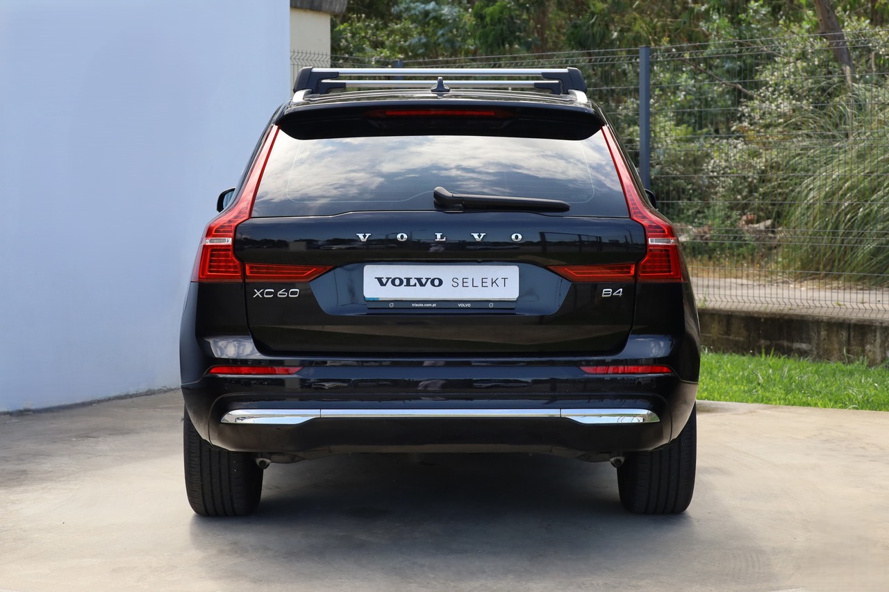 XC60  B4 híbrido gasóleo Plus Bright