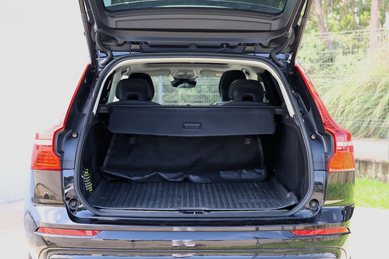 XC60  B4 híbrido gasóleo Plus Bright