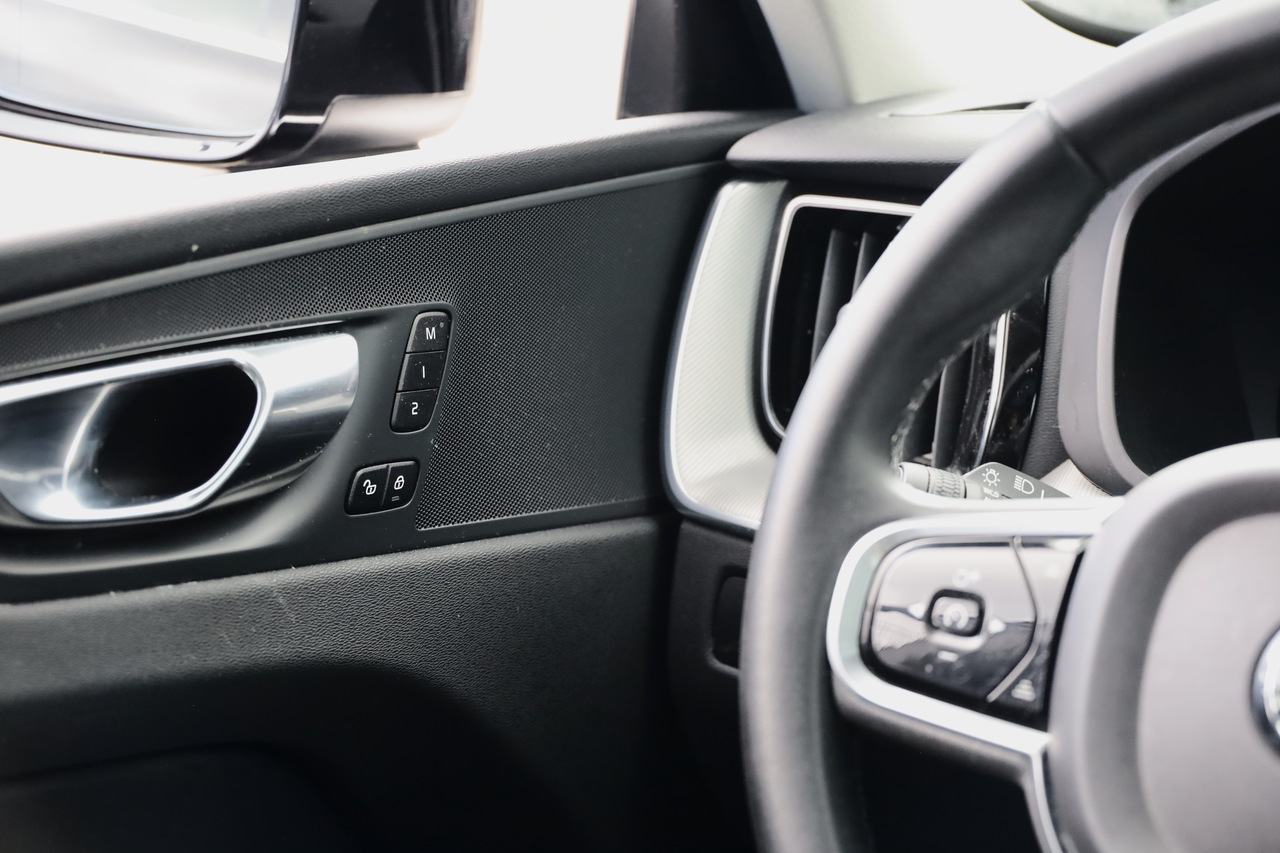 XC60  B4 híbrido gasóleo Plus Bright