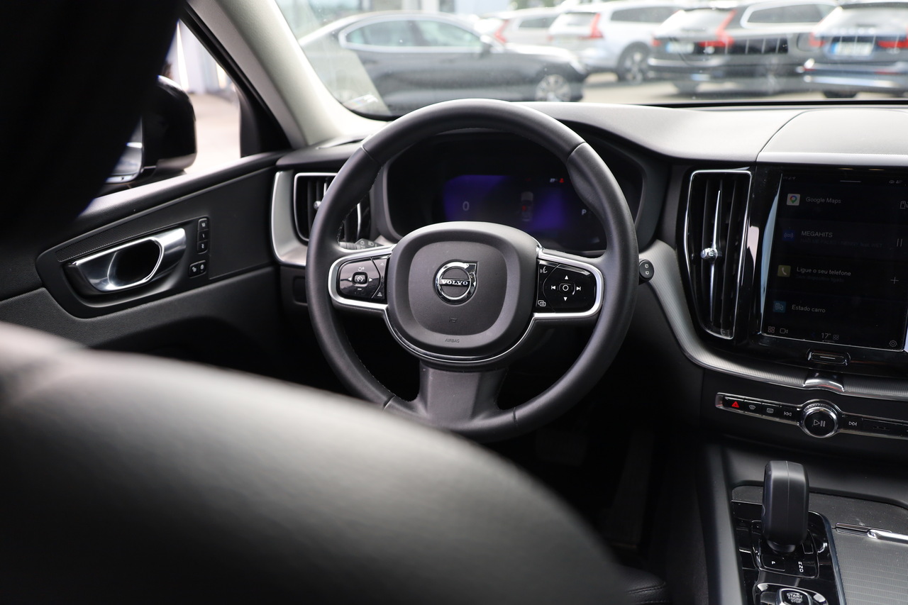 XC60  B4 híbrido gasóleo Plus Bright