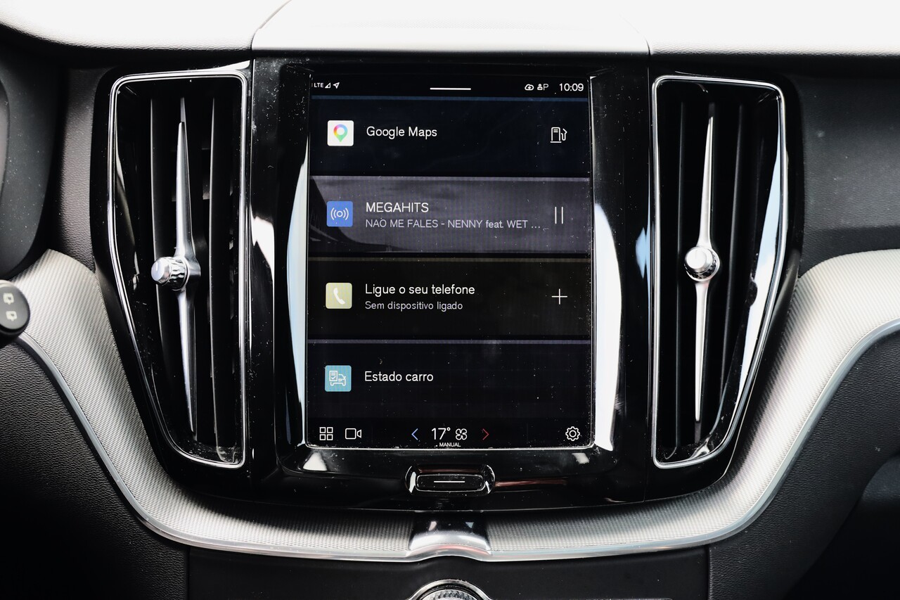 XC60  B4 híbrido gasóleo Plus Bright