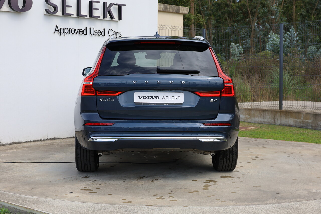 XC60 B4 Plus Bright Geart.