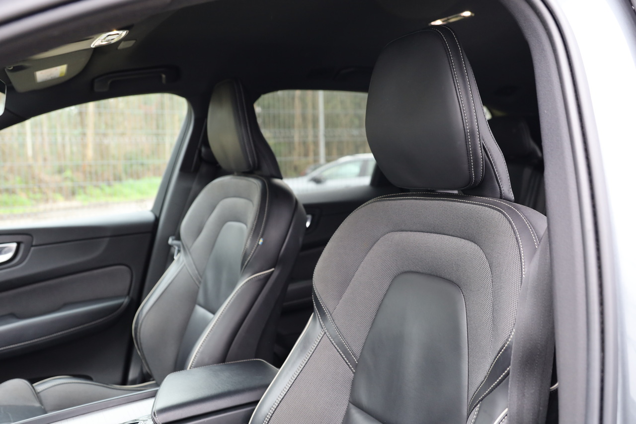 XC60 B4 Plus Dark Hibrido Diesel