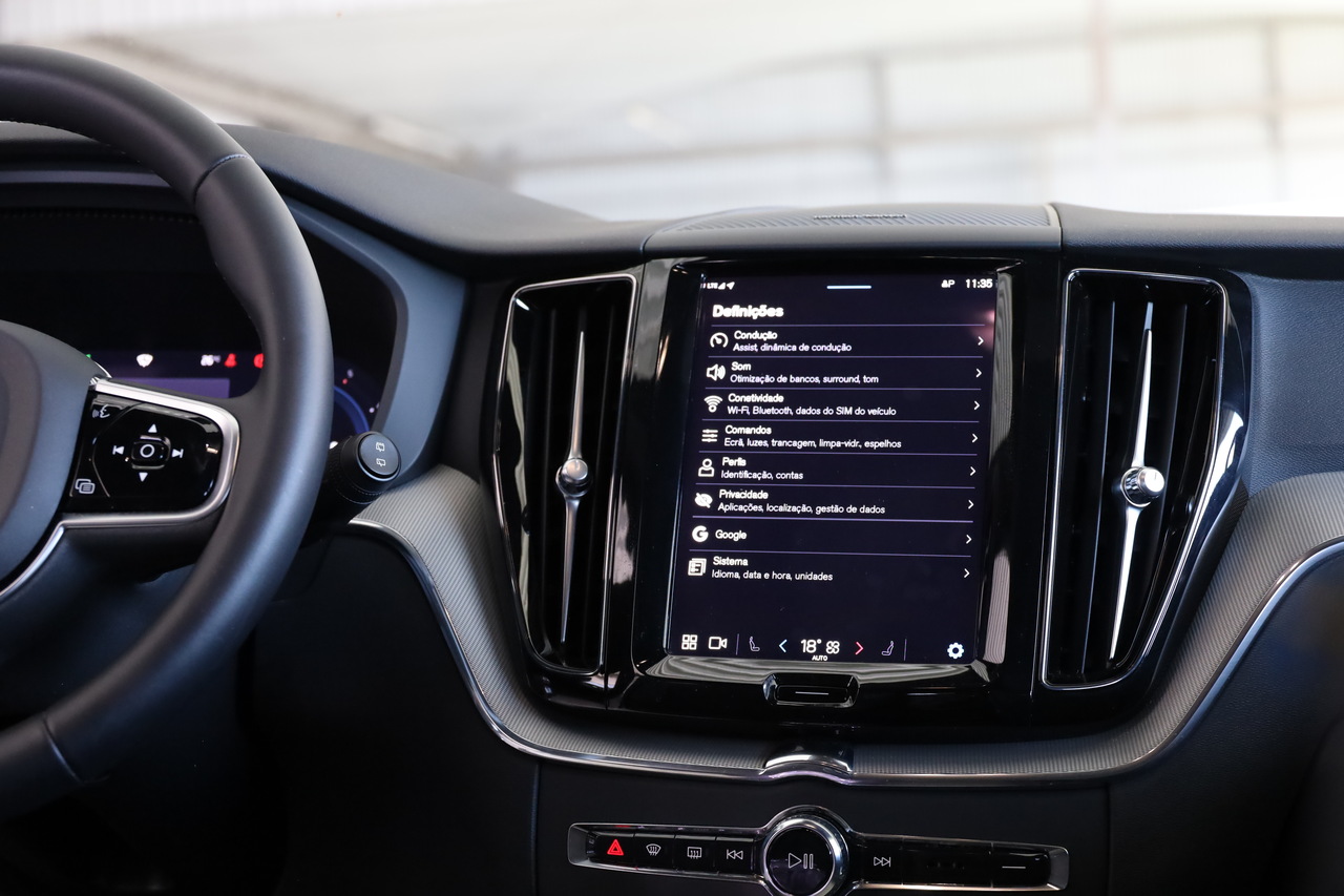 XC60 B4 Plus Dark Hibrido Diesel