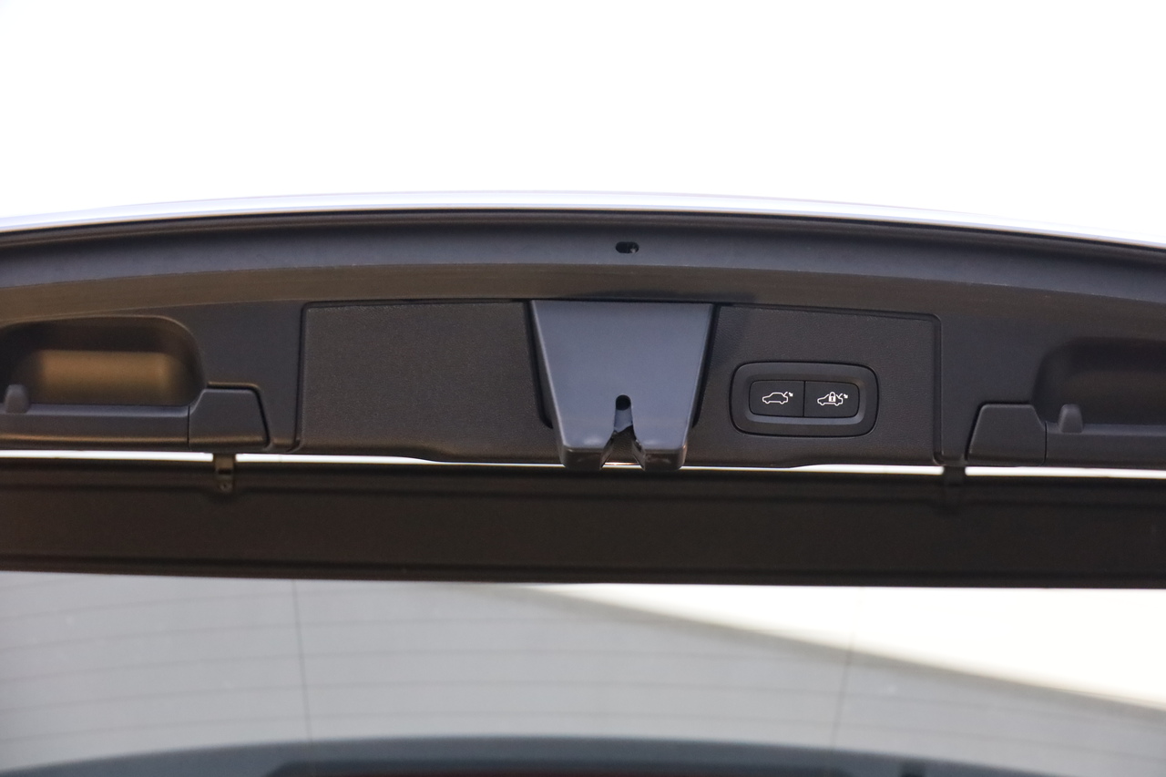 XC60 B5 Plus Bright Geart. Híbrido Diesel