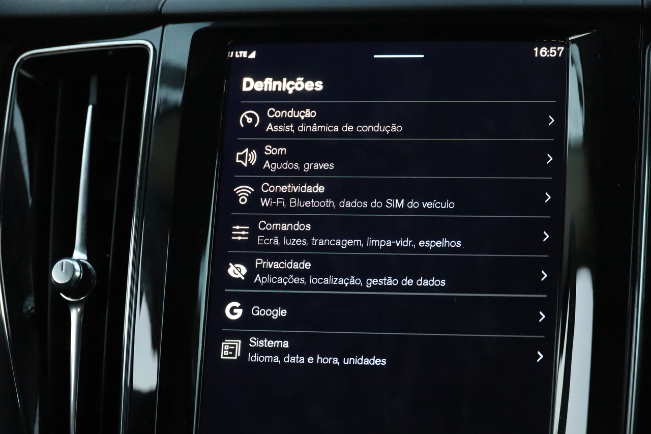 XC60 B5 Plus Bright Geart. Híbrido Diesel