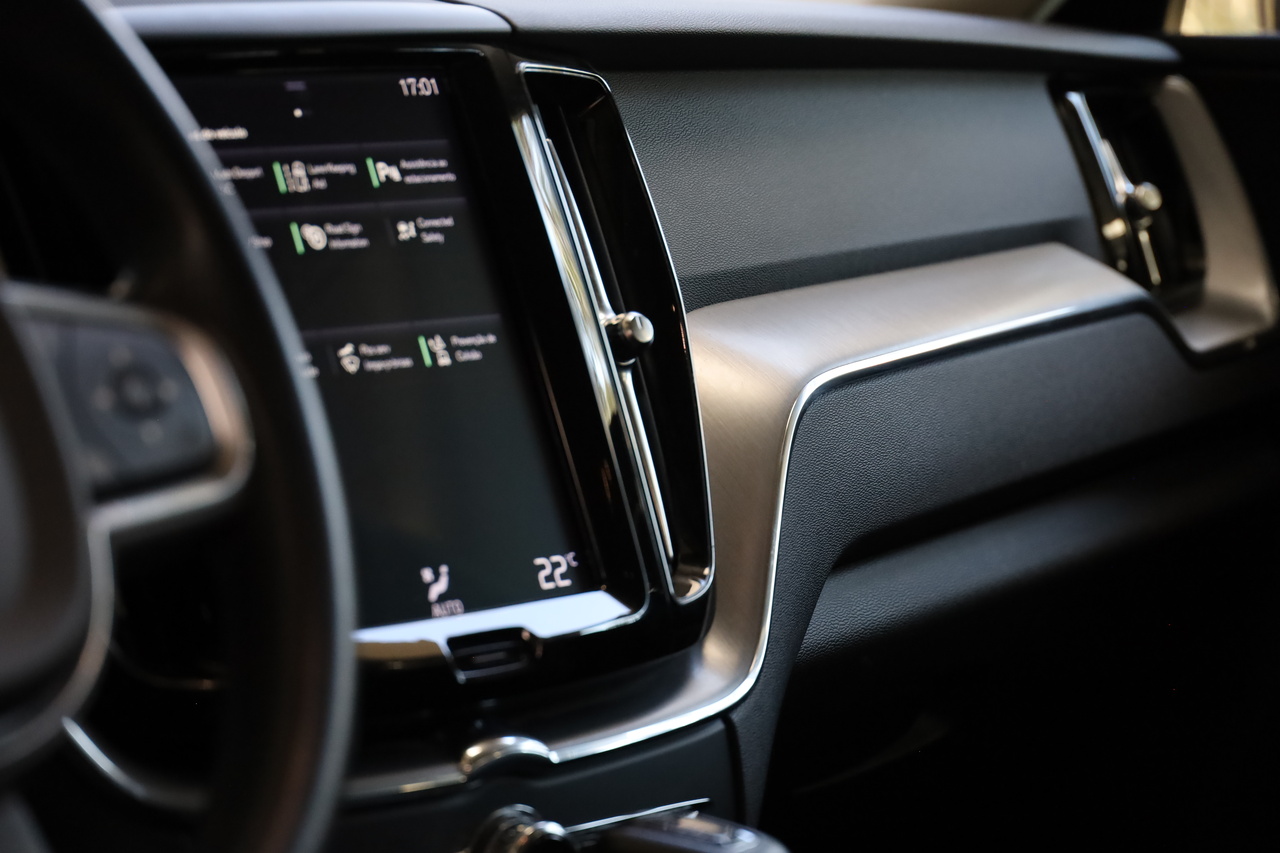 XC60 D4 Momentum Geart.