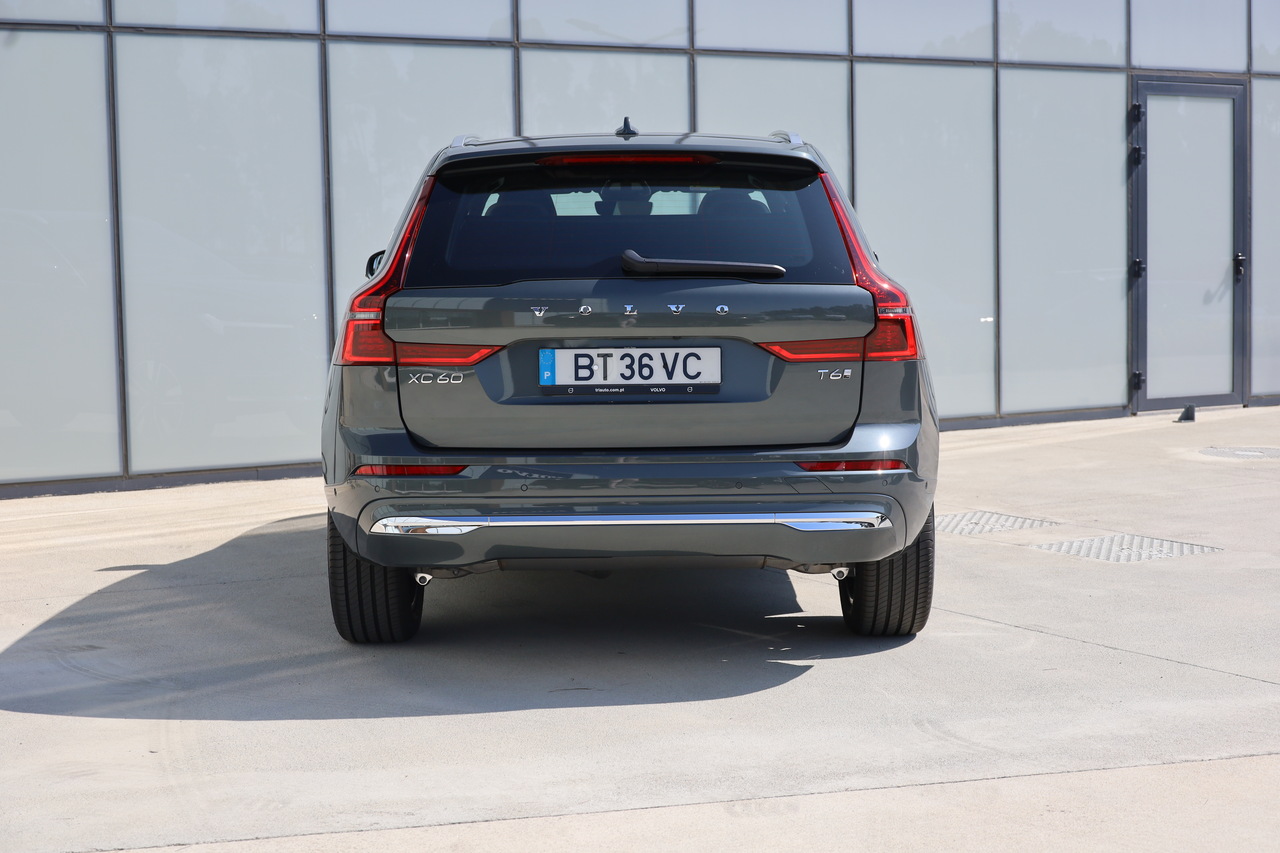 XC60 T6 AWD Hibrido Plug-in Plus Bright