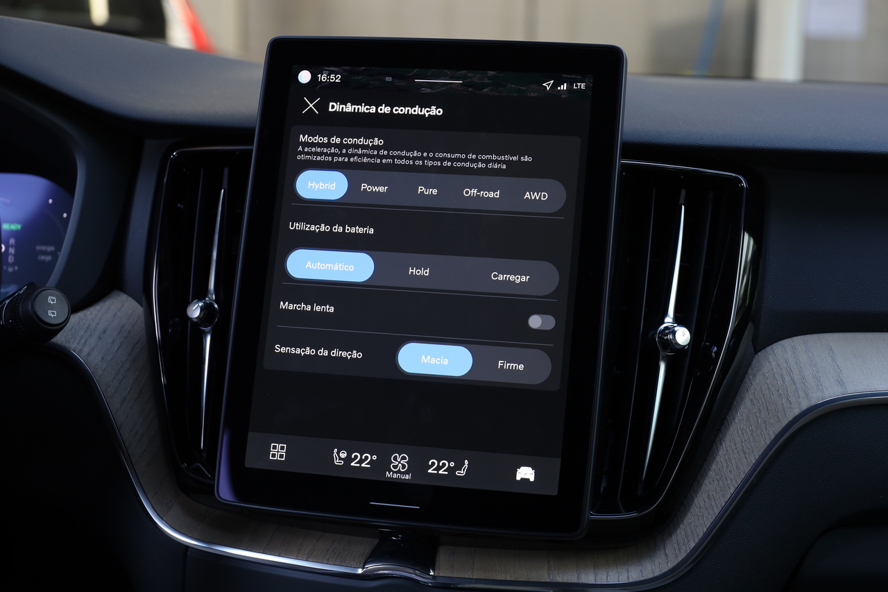 XC60 T6 AWD Hibrido Plug-in Plus Bright