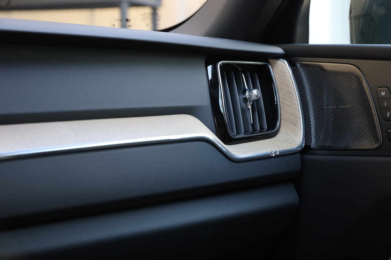 XC60 T6 AWD Hibrido Plug-in Plus Bright