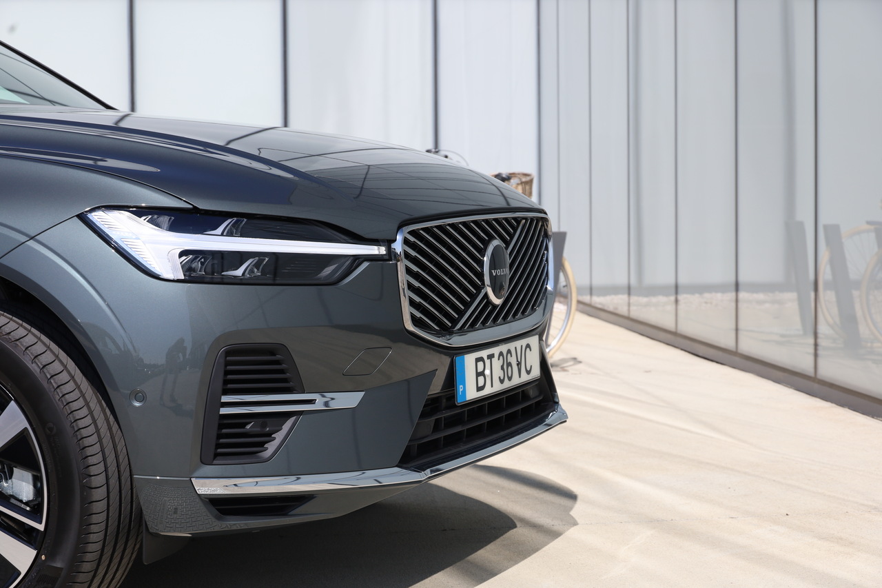 XC60 T6 AWD Hibrido Plug-in Plus Bright