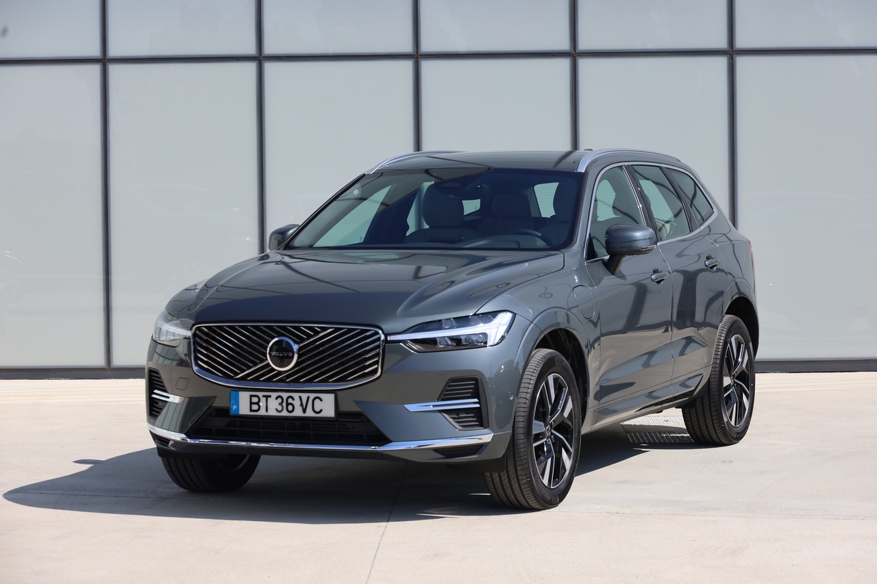 XC60 T6 AWD Hibrido Plug-in Plus Bright