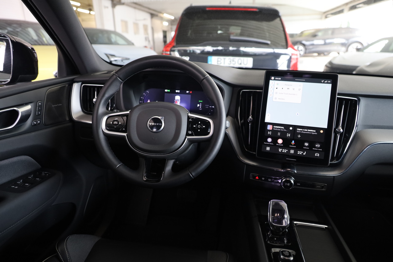 XC60 T6 Black Edition Hibrido Plug-in Plus Dark