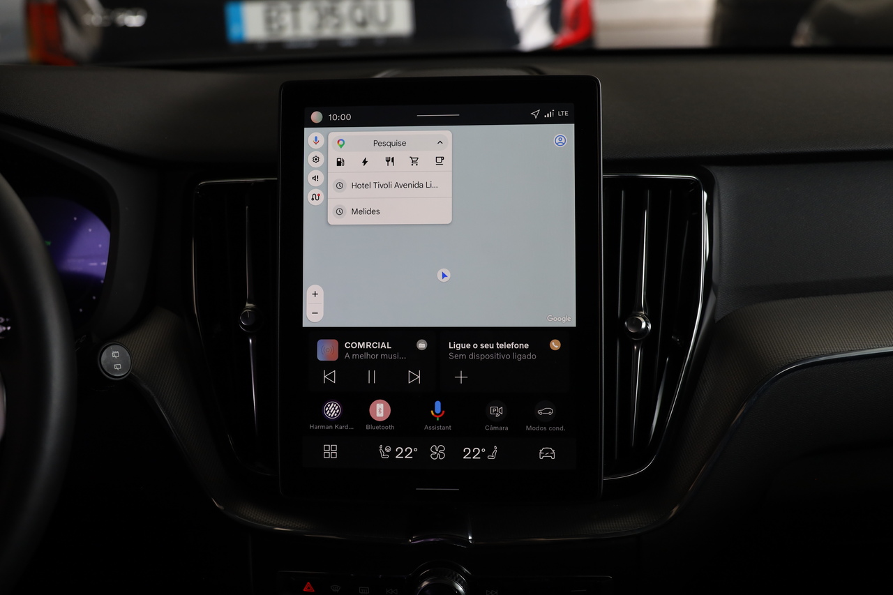 XC60 T6 Black Edition Hibrido Plug-in Plus Dark