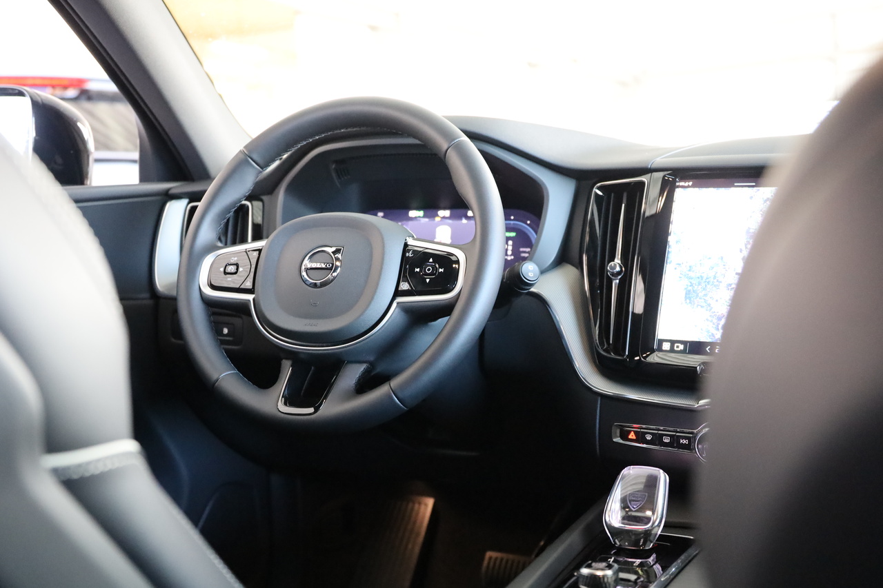 XC60 T6 Hibrido Plug-in Black Edition Plus
