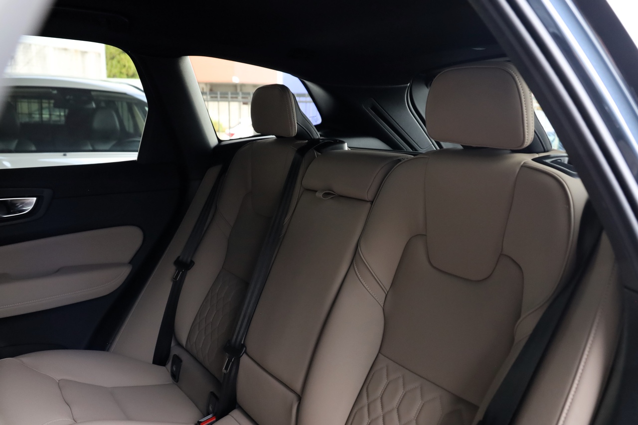 XC60 T6 Hibrido Plug-in Core 