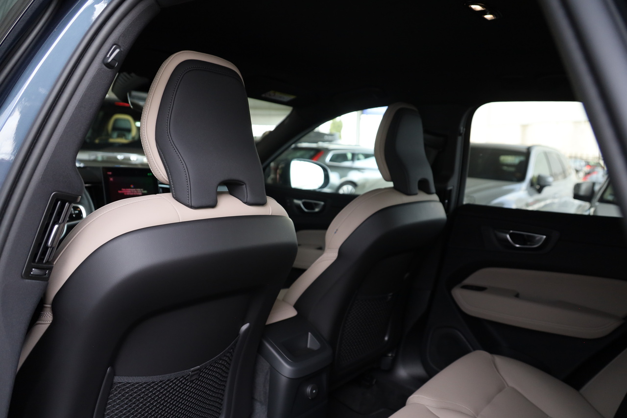 XC60 T6 Hibrido Plug-in Core 