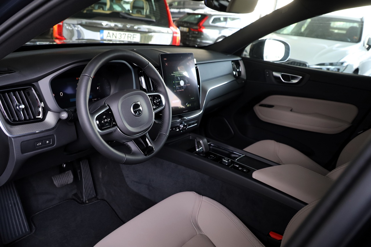 XC60 T6 Hibrido Plug-in Core 