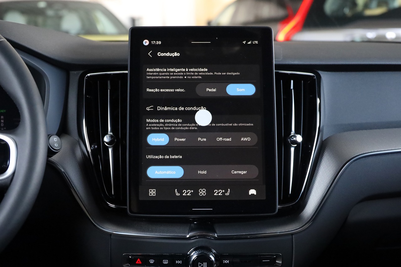 XC60 T6 Hibrido Plug-in Core 