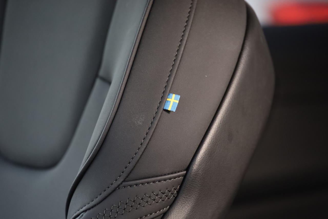 XC60 T6 Hibrido Plug-in Core Bright