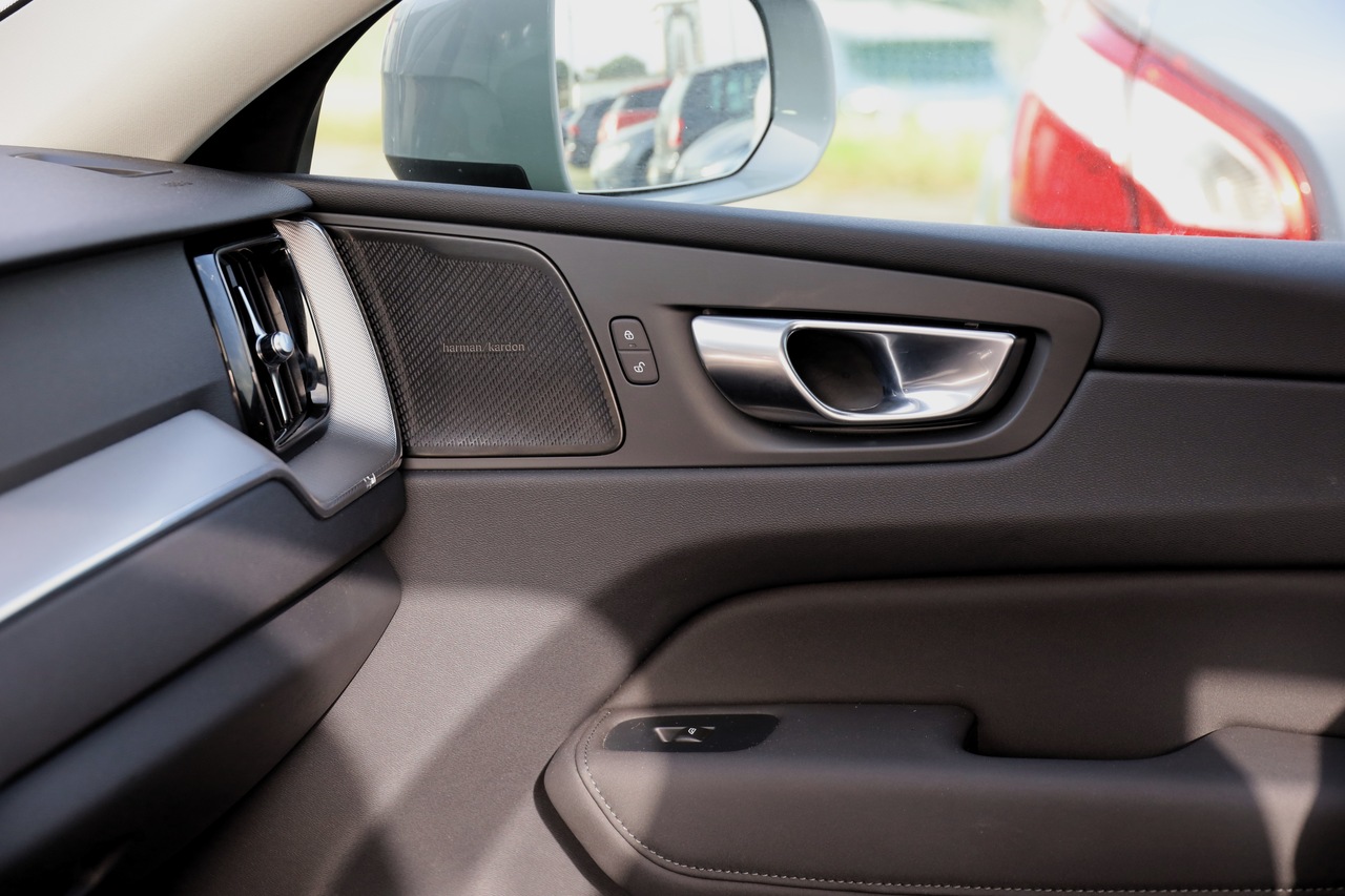 XC60 T6 Hibrido Plug-in Core Bright