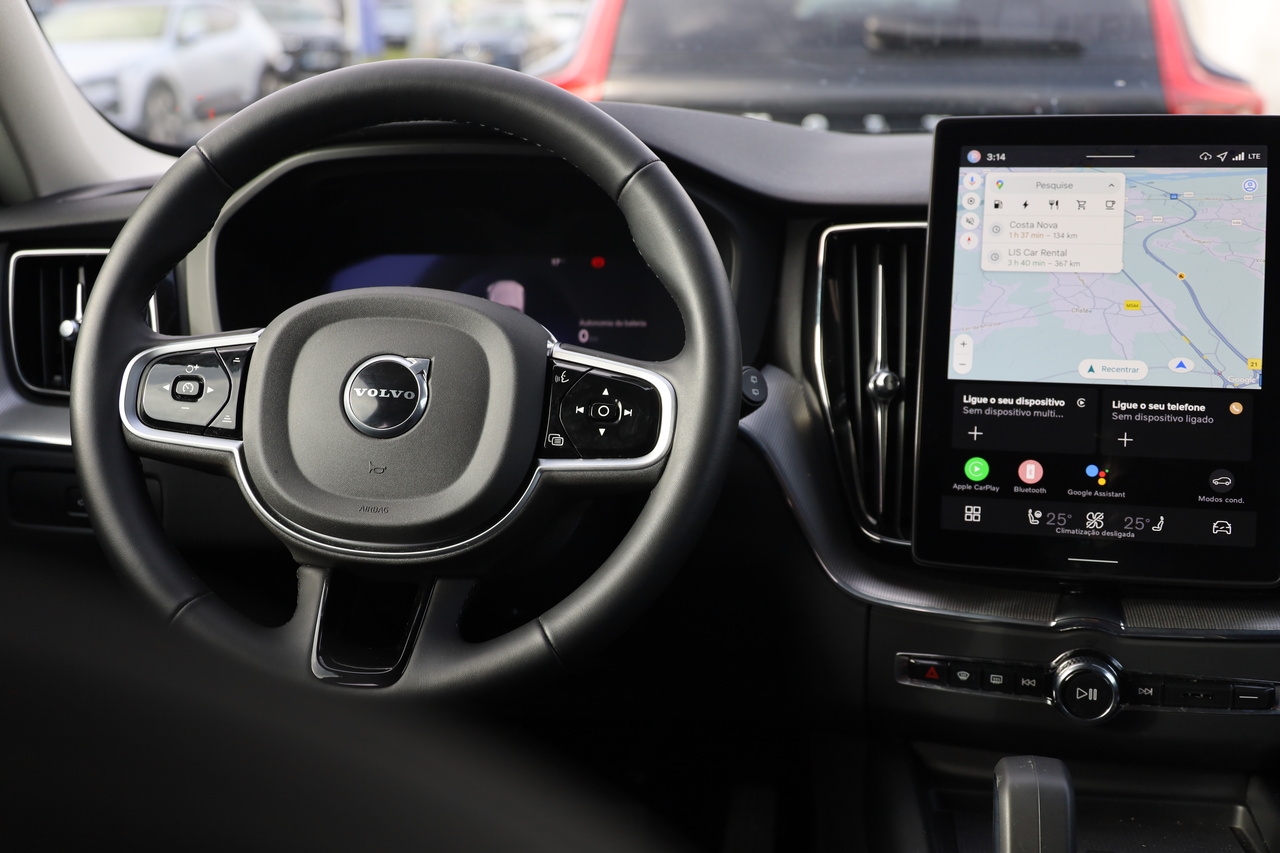 XC60 T6 Hibrido Plug-in Core Bright