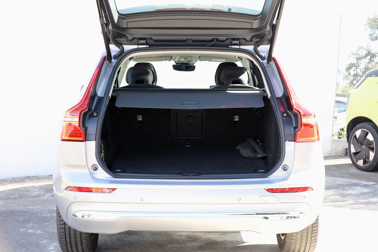 XC60 T6 Hibrido Plug-in Core Bright