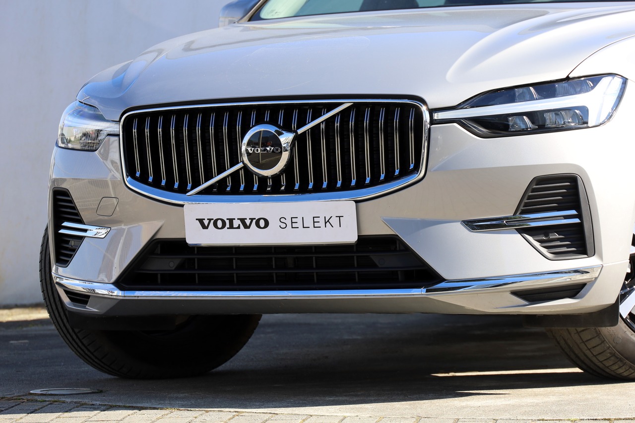 XC60 T6 Hibrido Plug-in Core Bright
