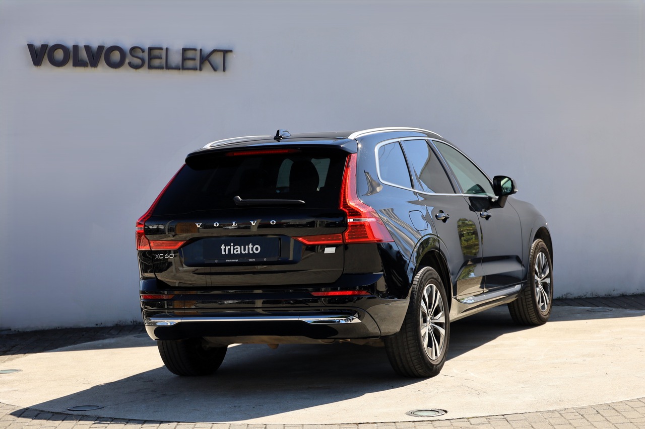 XC60 T6 Hibrido Plug-in Essential Bright